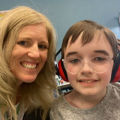 Jodi Hardt and her student