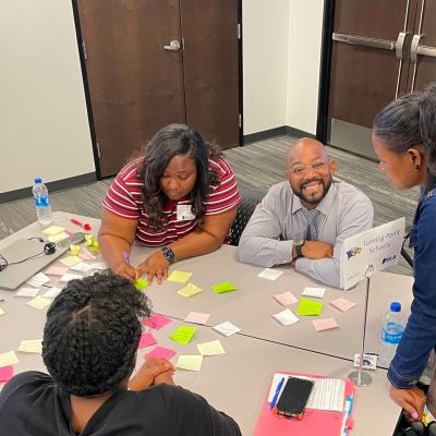 teachers working together