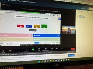 Image of people playing Kahoot
